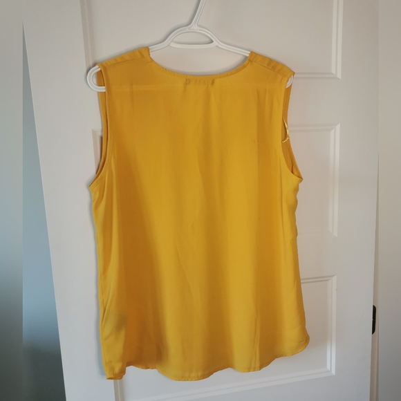 Blouse - Picture 2 of 2